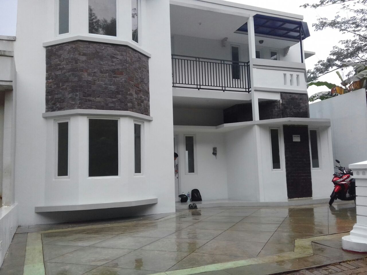 jual-rumah-kota-wisata-cluster-madrid